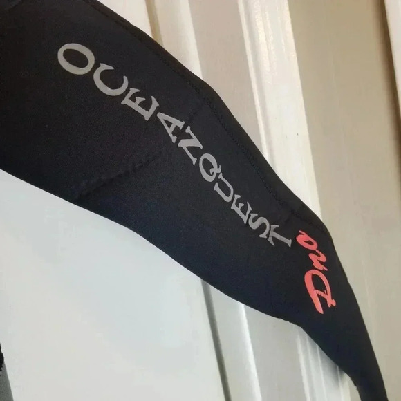 Vintage Women's Ocean Quest Pro Pink and Black Wet Suit Sz S - Picture 2 of 10